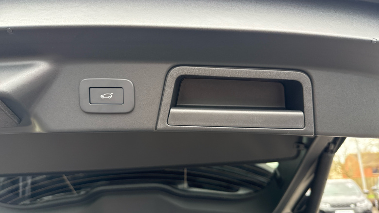 Land Rover Range Rover Velar 2.0 P400e Dynamic SE 5dr Auto Estate